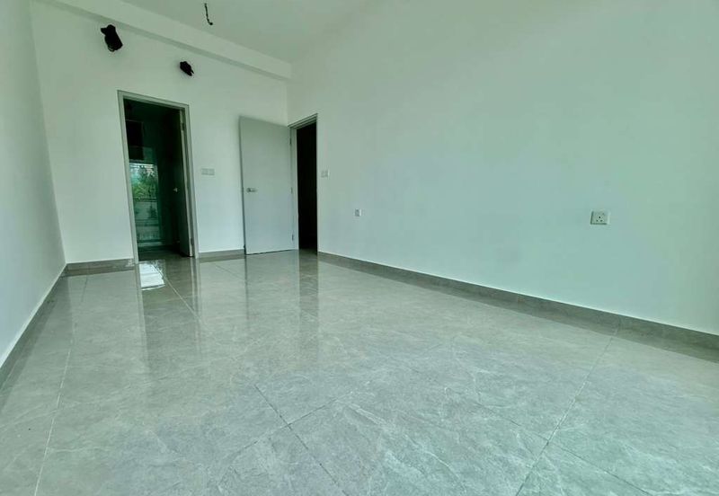 SAVANA @ UTROPOLIS BATU KAWAN - NEWLY COMPLETED PROPERTY - BKIP EMPLOYEE CORPORATE DEAL AVAILABLE!!