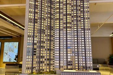 The LightHauz - Luxury Seafront Service Suites @ Penang Waterfront