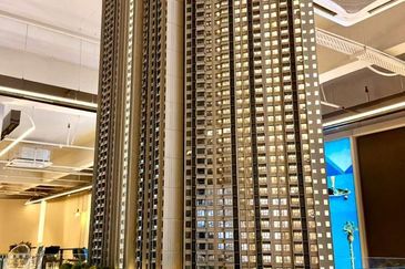 The LightHauz - Luxury Seafront Service Suites @ Penang Waterfront