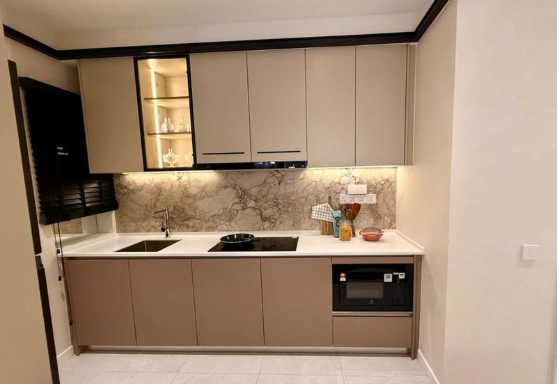 The LightHauz - Luxury Seafront Service Suites @ Penang Waterfront