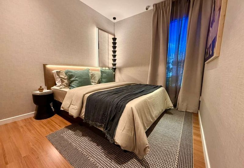 The LightHauz - Luxury Seafront Service Suites @ Penang Waterfront