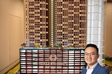 Pavilion @ Damar (London Pavilion)