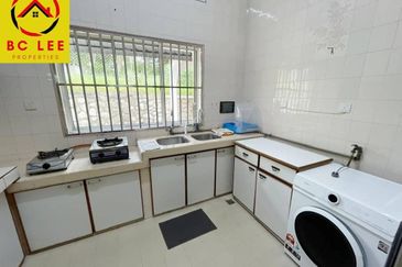 Single Storey Bungalow Mantin