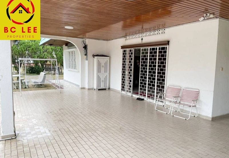 Single Storey Bungalow Mantin