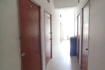 First Floor Shop lot Seremban 2 Near Aeon Seremban 2