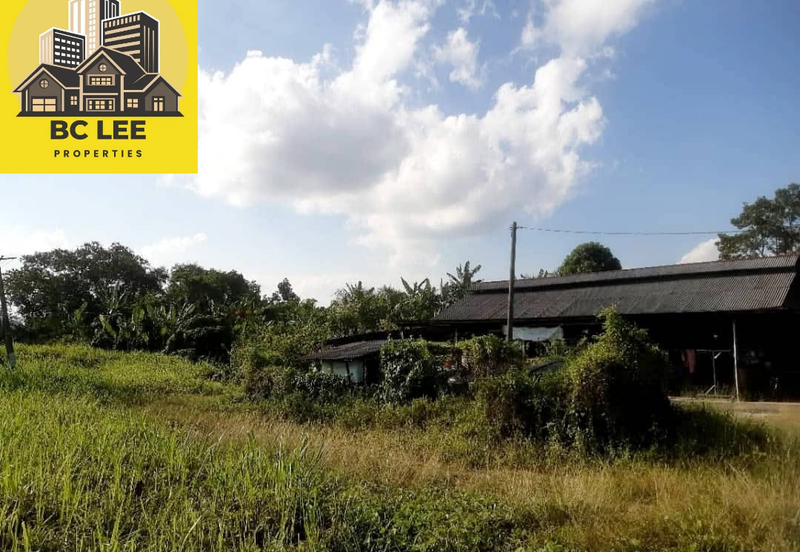 16 Lot Individual Title Residential Land Beside Residential House