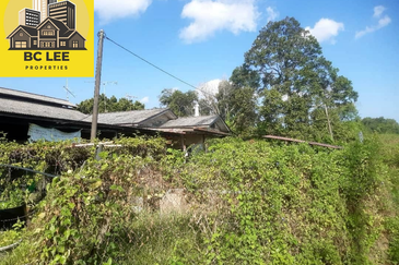 16 Lot Individual Title Residential Land Beside Residential House Seremban Town