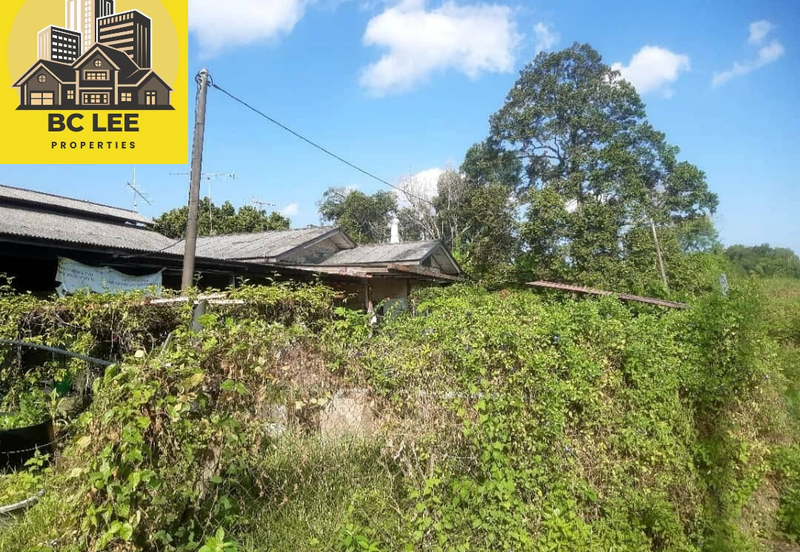 16 Lot Individual Title Residential Land Beside Residential House Seremban