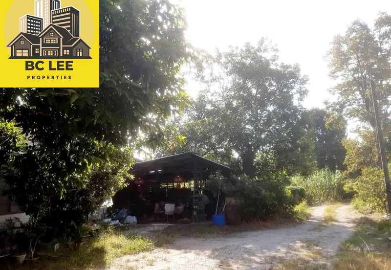 16 Lot Individual Title Residential Land Beside Residential House Seremban