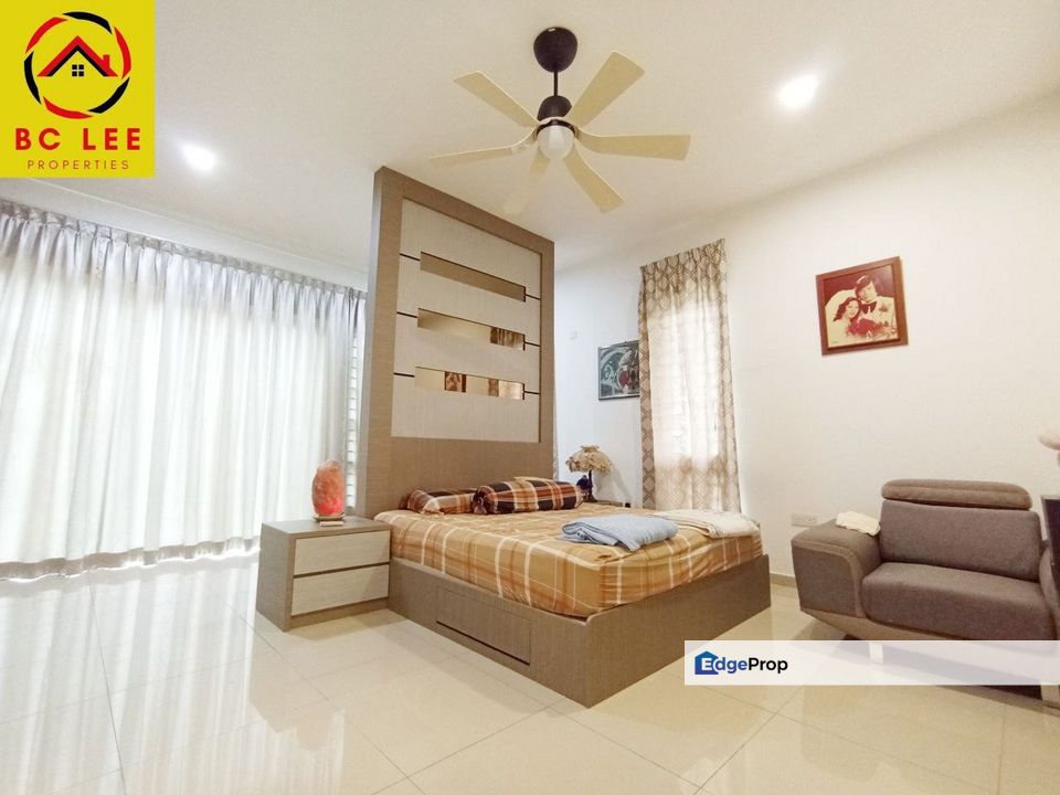 CORNER 100% LOAN Nusari Aman 2 Double Storey Bandar Sri Sendayan Seremban 2, Negeri Sembilan, Seremban