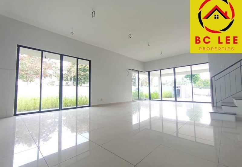 NEW UNIT CORNER GATED Kajang East 2 Storey Bandar Teknologi Kajang Semenyih