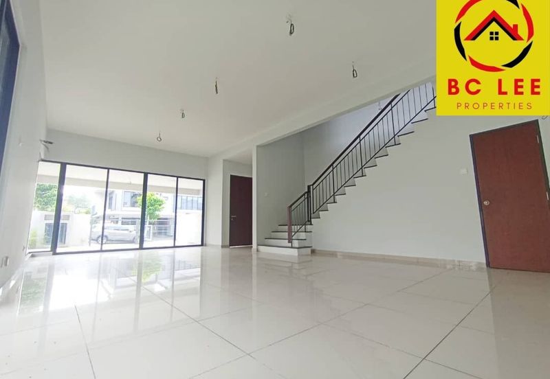 NEW UNIT CORNER GATED Kajang East 2 Storey Bandar Teknologi Kajang Semenyih