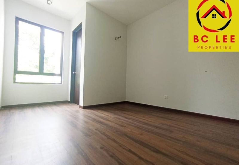 NEW UNIT CORNER GATED Kajang East 2 Storey Bandar Teknologi Kajang Semenyih