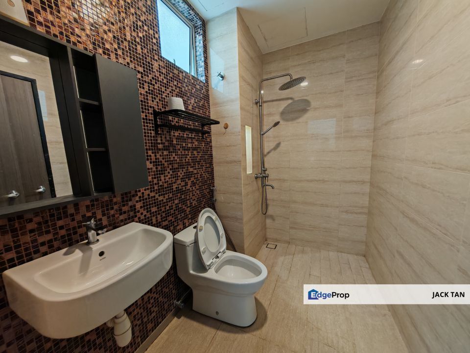 FreeHold Condo Novo 8 @ Kampung Lapan , Melaka, Melaka Tengah