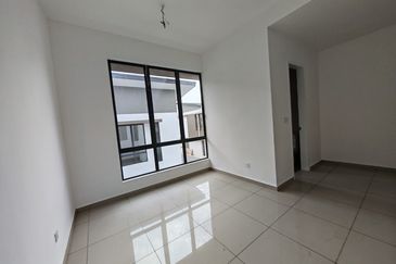 Gated & Guarded Super Size SemiD 