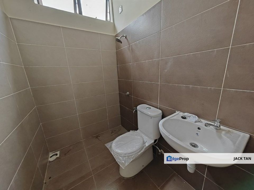 Gated & Guarded Ozana Residence SemiD, Melaka, Ayer Keroh