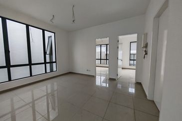 Gated & Guarded Super Size SemiD 