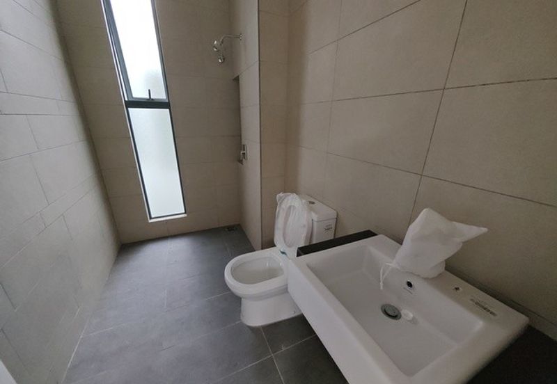 Gated & Guarded Super Size SemiD 