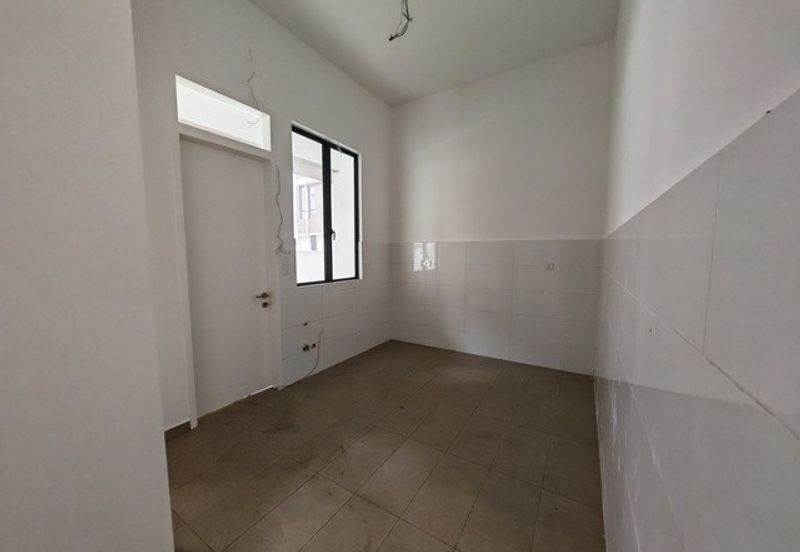 Gated & Guarded Super Size SemiD 