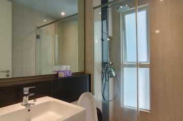 The Shore Hotel & Residences