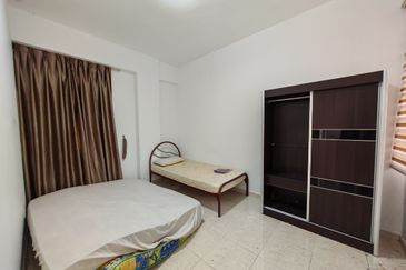 CHENG HEIGHTS CONDOMINIUM