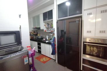 Taman Muzaffar Heights