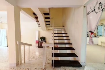 FreeHold 2 Storey SemiD @ Taman Sentosa 