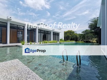 Black On White Luxury Villa at Leisure Farm For Sale, Johor, Gelang Patah