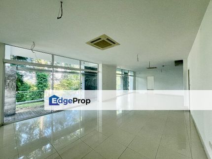 Freehold Sea View Bungalow at Jalan Strait View 8 For Sale, Johor, Johor Bahru