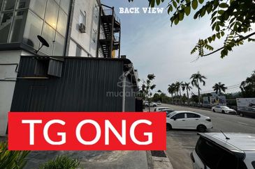 Pusat Perniagaan Juru Avenue