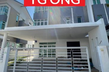 Cypress Villa @ Desaria