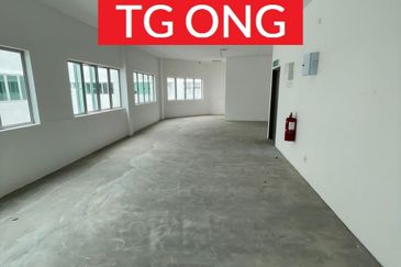 Pusat Perniagaan Juru Avenue