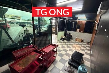 Pusat Perniagaan Juru Avenue