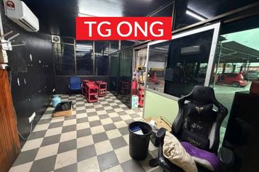 Pusat Perniagaan Juru Avenue