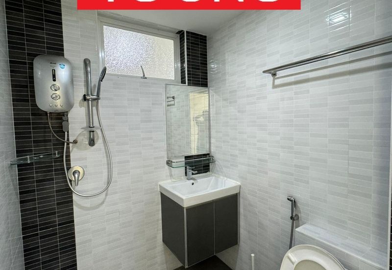 D'Piazza Condominium