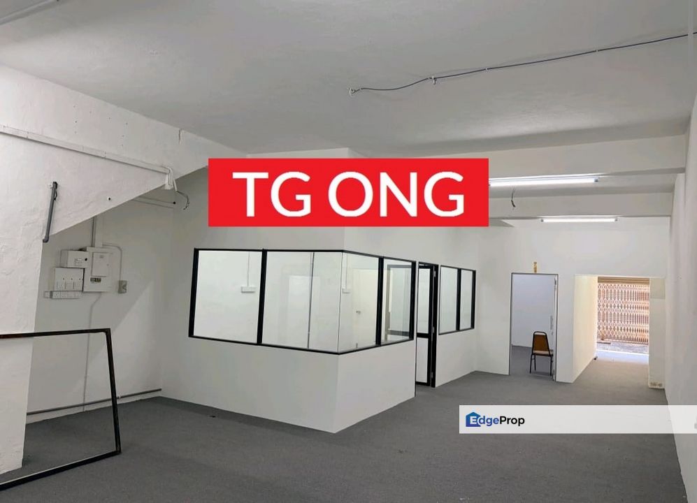 Ground Floor Facing Mainroad Desa Damai High Visibility near DIY, Penang, Bukit Minyak