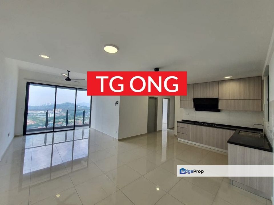 Golden Triangle 2  Move in Condition Partially Furnish 2 Car Park Near Queensbay , Penang, Relau