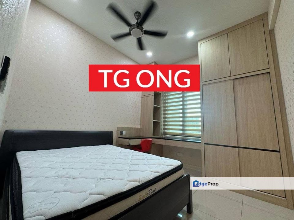 Iconic Skies Relau Luxury Move in Condition near Queensbay , Penang, Relau
