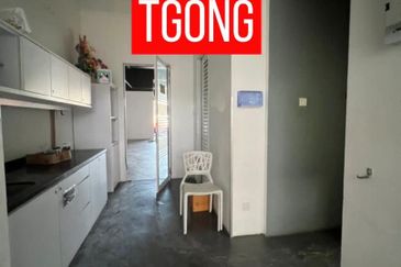 Ground Floor Karpal Singh Drive Hot Unit Facing Mainroad 