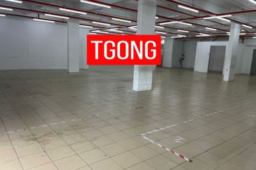 Facing Mainroad Ground Floor High Visibility near F&B Area Rare Units 