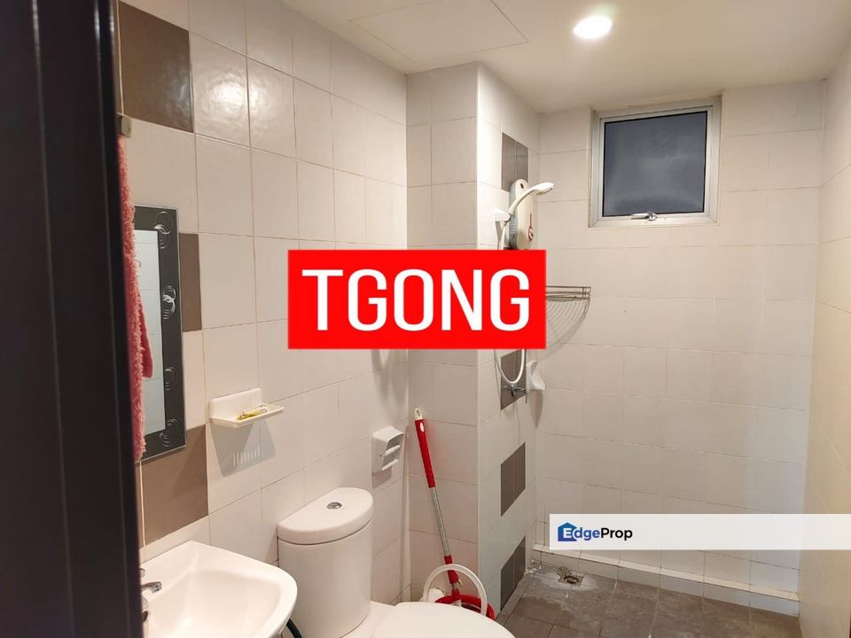 Golden Triangle Below Bank Value with Renovation 2 Carpark , Penang, Sungai Ara