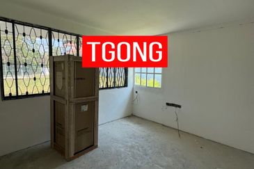 LANDED RENT 1 STOREY BUNGALOW AT JALAN PINHORN ORIGINAL CONDITION RARE IN MADKER 13099 SQFT RM620 PER SQFT