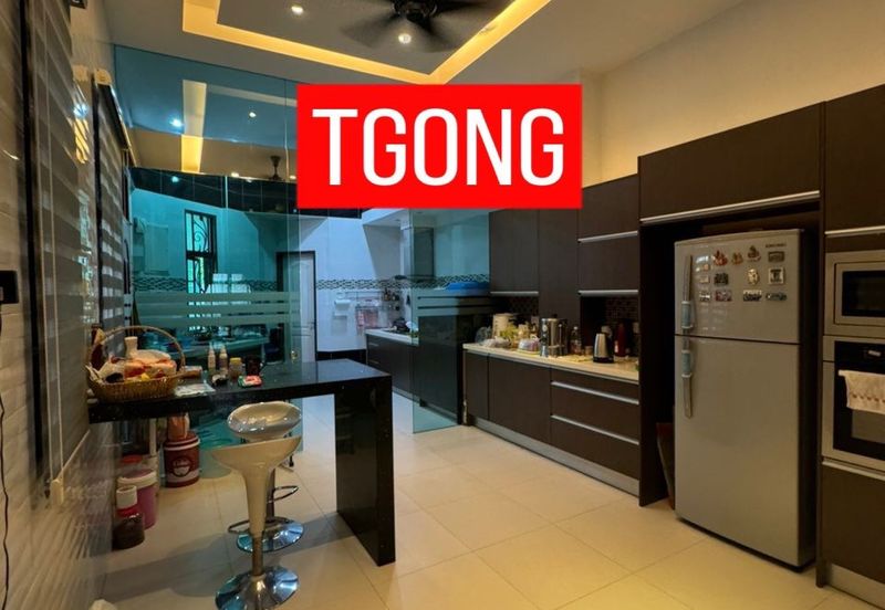 D residence 2.5 Storey Semi D near Summerton Quaywest