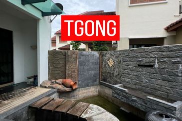 D residence 2.5 Storey Semi D near Summerton Quaywest