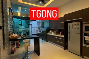 D residence 2.5 Storey Semi D near Summerton Quaywest