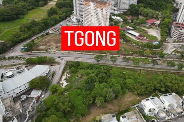 LAND SALE AT GELUGOR RESIDENTIAL DEVELOPMEN HIGH POTENTIAL LAND 2.8431 ACRE RM484/SQFT 