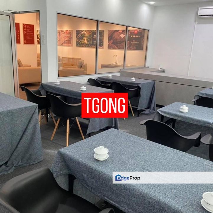 SHOP LOT SALE 2 STOREY AT JALAN KELAWAI TOP CONDITION SELL WITH GOOD PROFILE TENANT FACING MAIN ROAD , Penang, Georgetown