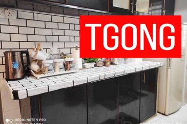 University Place (Plaza Ivory)