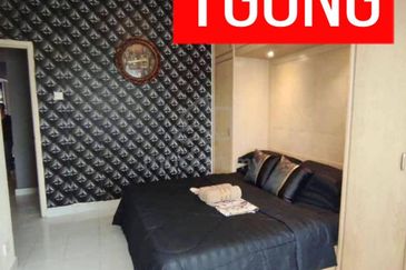 University Place (Plaza Ivory)