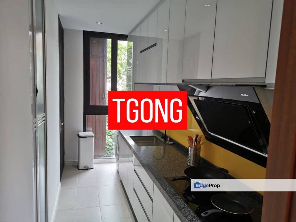 Shorefront Nice Renovation Walking Distance to Typhoon Windy Seaside , Penang, Georgetown